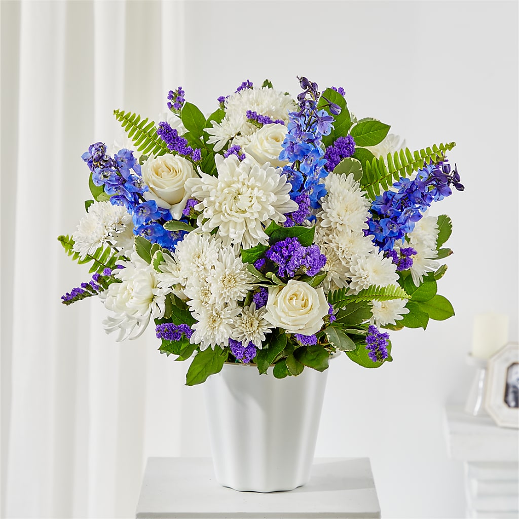 Hold Dear Tabletop Basket – Flower Loft, Southfield MI