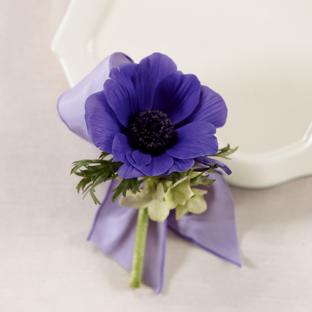 Purple Passion Boutonniere – Flower Loft, Southfield MI