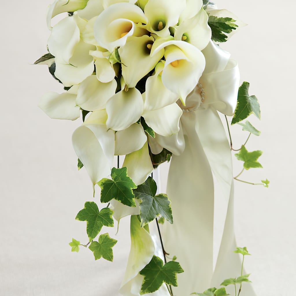 White Chapel Bouquet – Flower Loft, Southfield MI
