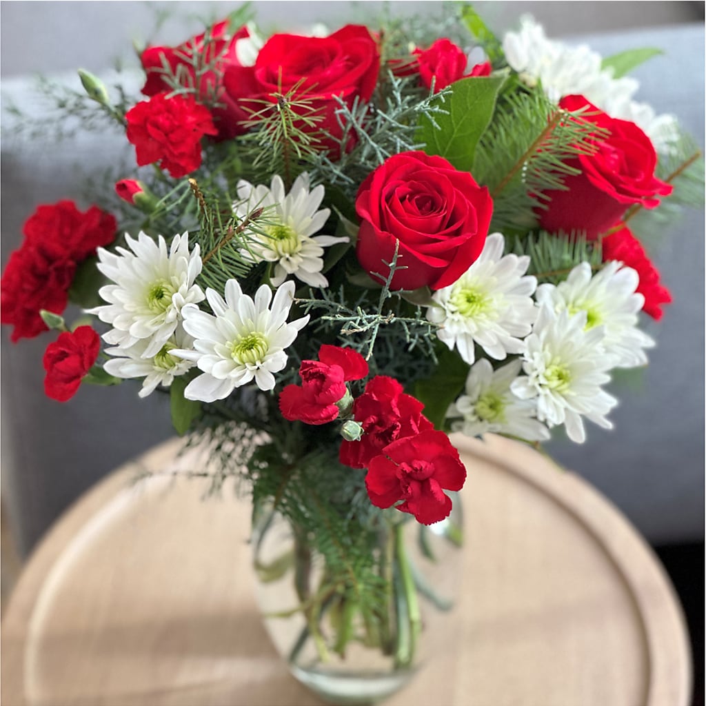 Seasonal Magic Bouquet –  Flower Loft, Southfield MI