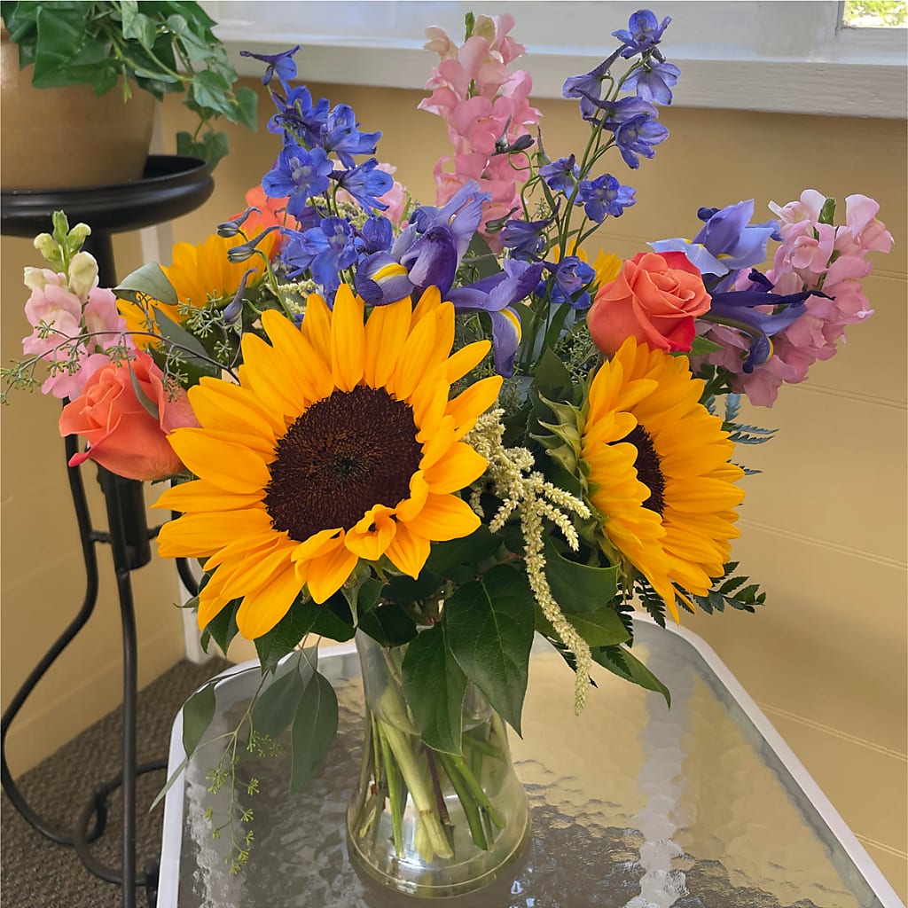 Rays of Life Bouquet –  Flower Loft, Southfield MI