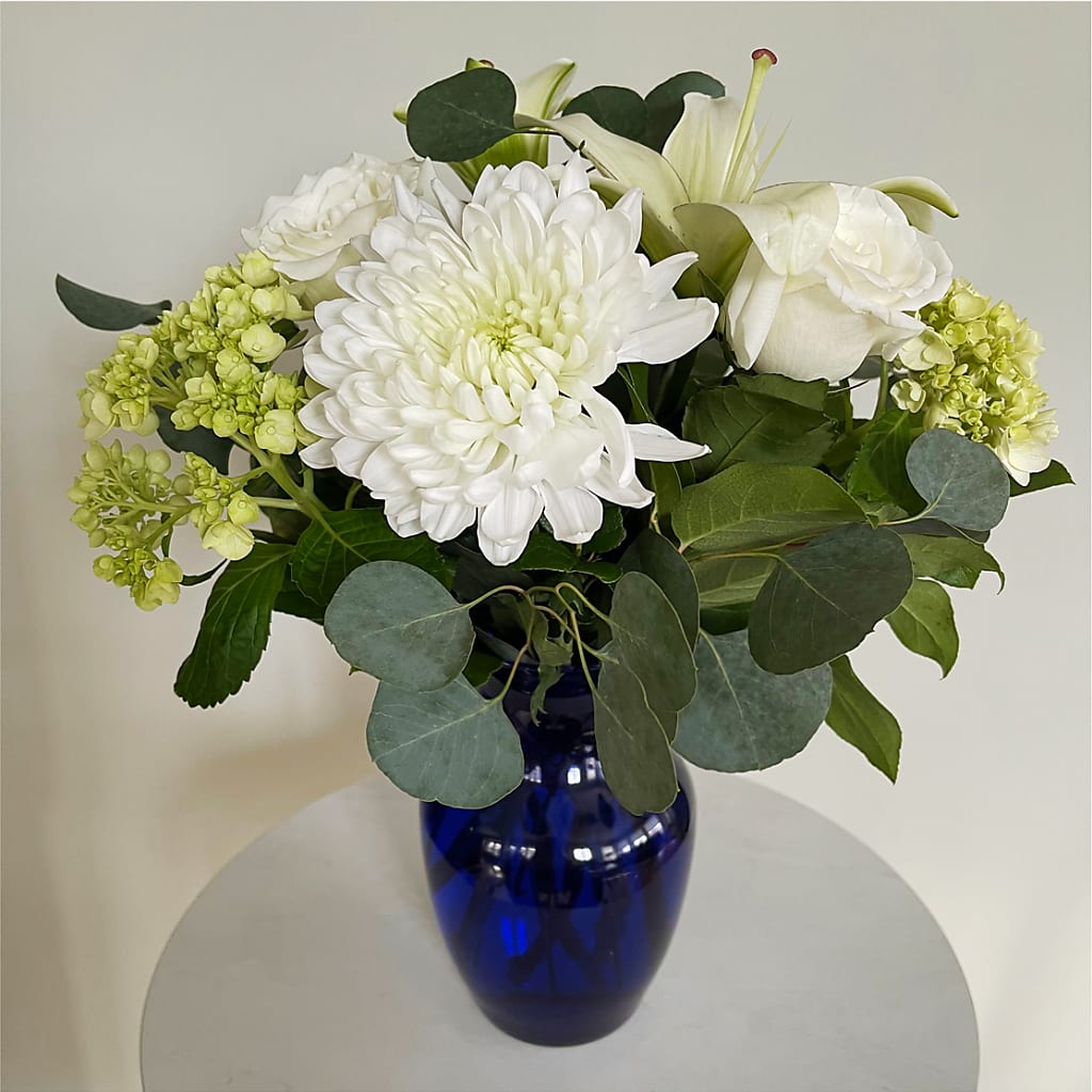 Snowy Dreams Bouquet –  Flower Loft, Southfield MI